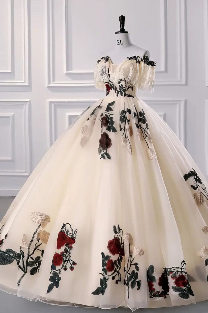 Robe de Princesse Roses Fleuries Épaules Dénudées – Adèle